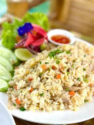 ข้าวผัดไก่ (ใหญ่)