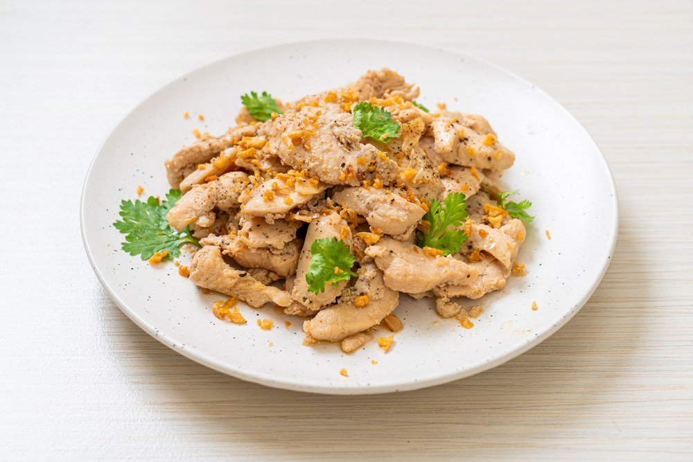 ไก่ทอดกระเทียมราดข้าว